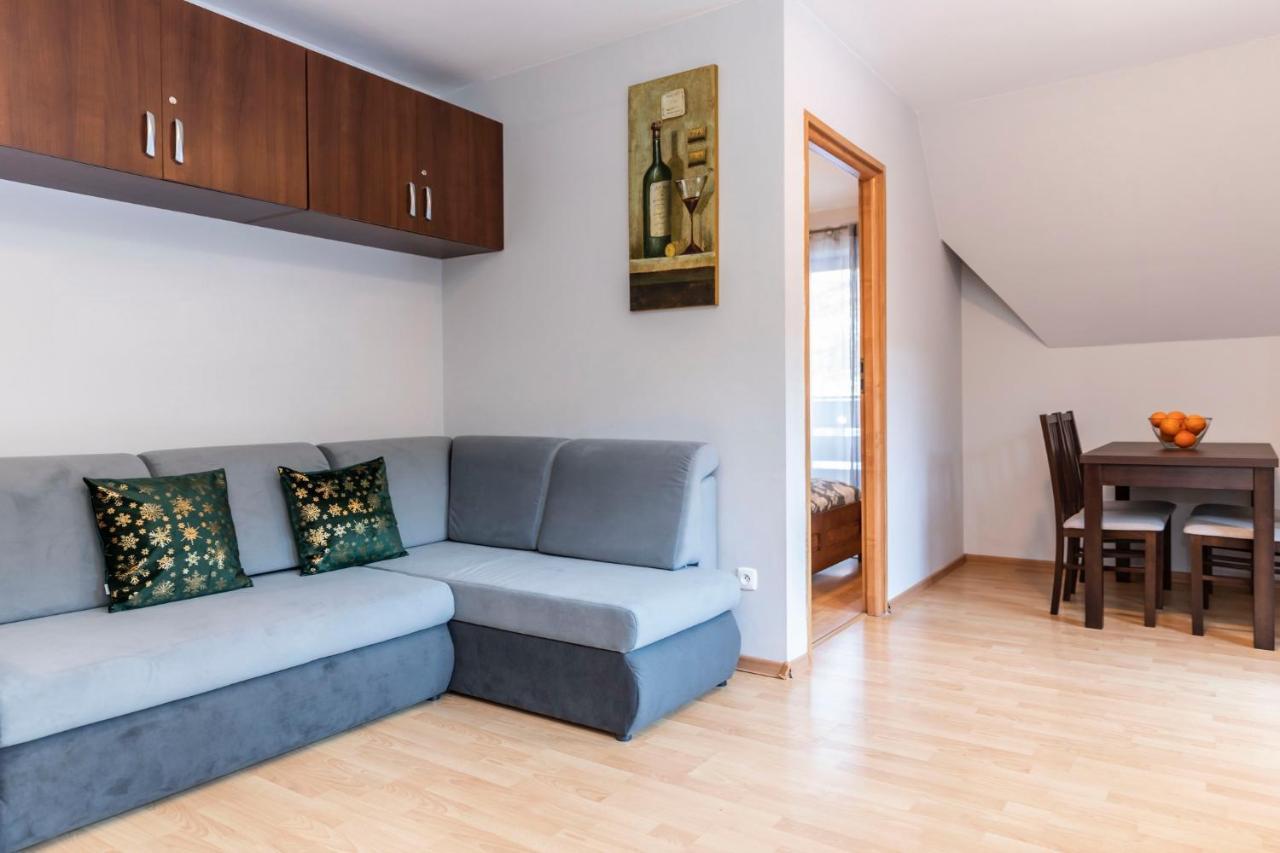Udanypobyt Apartamenty Skocznia Apartment *